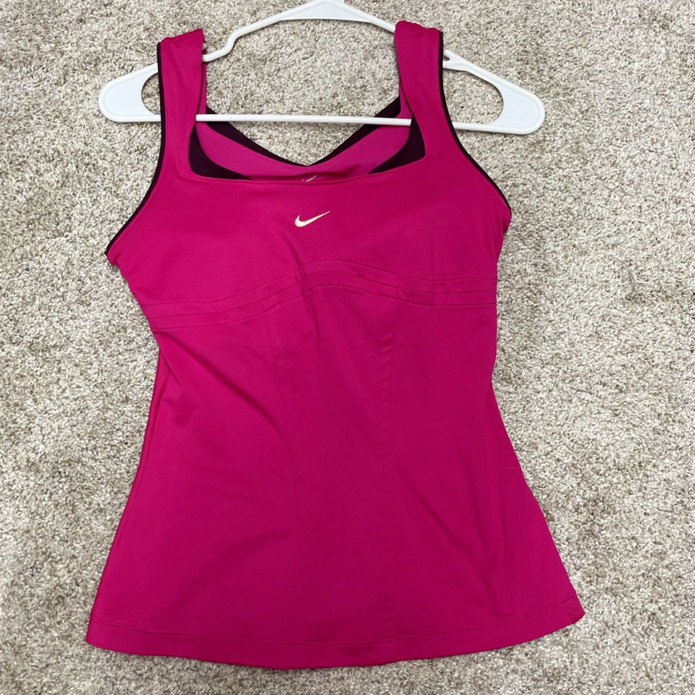 Nike Dri Fit Women’s Sports Bra tank